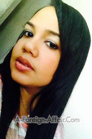156493 - Yesenia Age: 33 - Dominican Republic