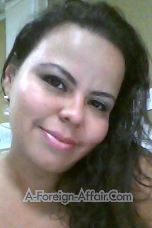 156934 - Jessica Age: 42 - Costa Rica
