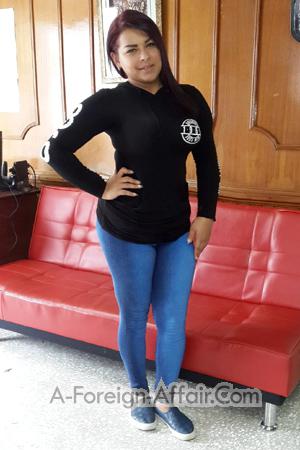 167046 - Kenia Age: 39 - Costa Rica