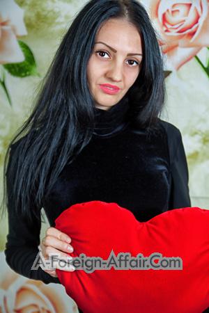 170906 - Inna Age: 42 - Ukraine
