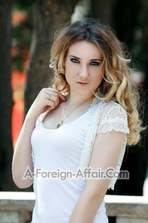 174309 - Yuliia Age: 28 - Ukraine