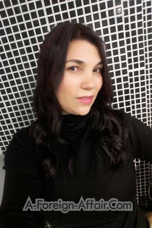 176033 - Adriana Age: 46 - Colombia