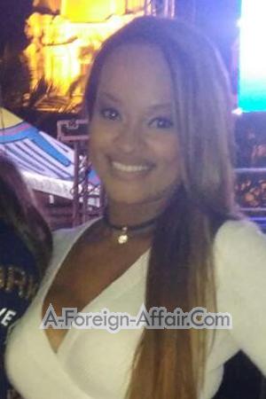183296 - Dayana Age: 34 - Colombia