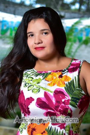 185315 - Liseth Age: 36 - Colombia