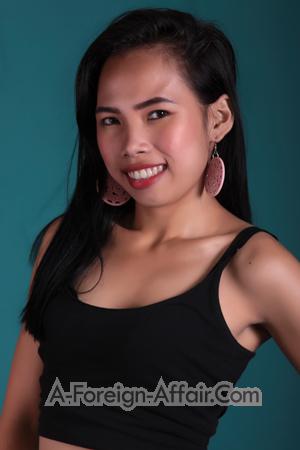 185877 - Dianne Age: 26 - Philippines