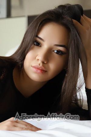 192642 - Aigul Age: 25 - Russia