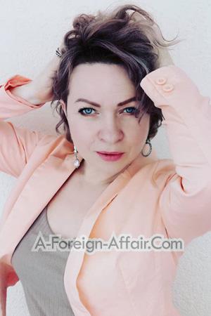194356 - Svetlana Age: 48 - Russia
