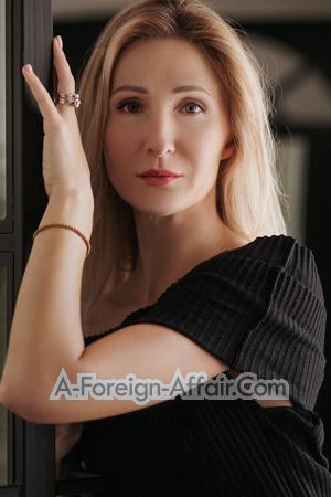 198629 - Zoya Age: 41 - Russia