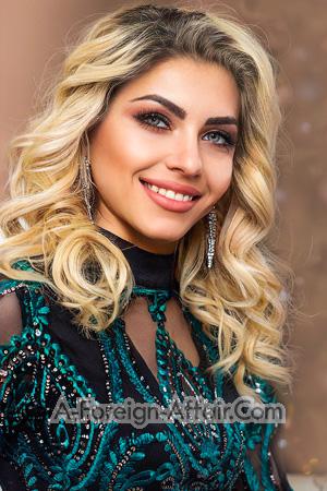 199202 - Elena Age: 40 - Ukraine