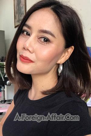202039 - Phitchayapa Age: 43 - Thailand