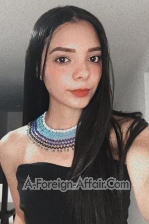 202782 - Angie Age: 20 - Colombia