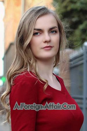 204302 - Lubov Age: 26 - Belarus
