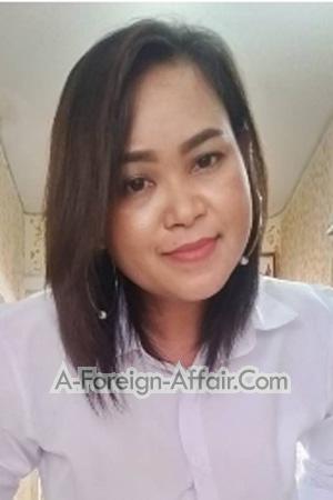 205151 - Chanoknan Age: 47 - Thailand