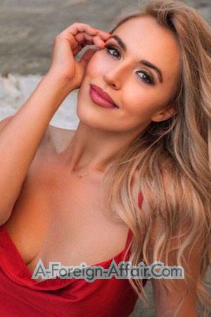 205300 - Juliana Age: 32 - Ukraine