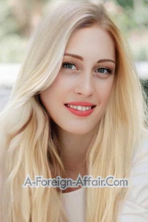 206910 - Zoya Age: 32 - Ukraine