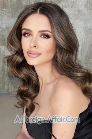 207923 - Svetlana Age: 29 - Russia
