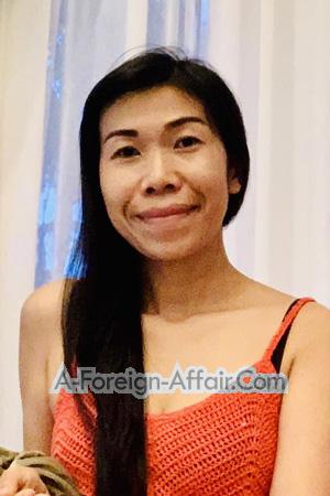 208101 - Jittree Age: 45 - Thailand