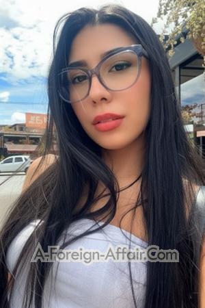 208712 - Luisa Age: 24 - Colombia