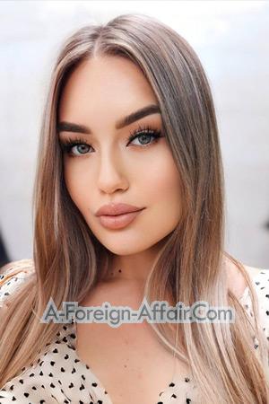 212602 - Violetta Age: 22 - Ukraine
