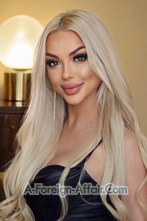 214096 - Viktoriia Age: 30 - Ukraine