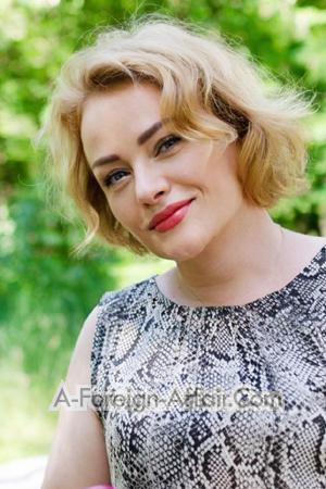 214839 - Julia Age: 43 - Ukraine