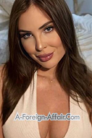 215867 - Anne-Laure Age: 31 - France