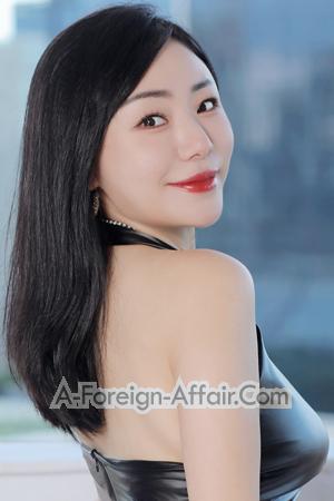 215963 - Lucta Age: 34 - China