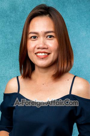 217839 - Tippawan Age: 43 - Thailand