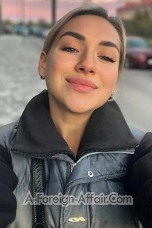 218605 - Khystyna Age: 24 - Ukraine