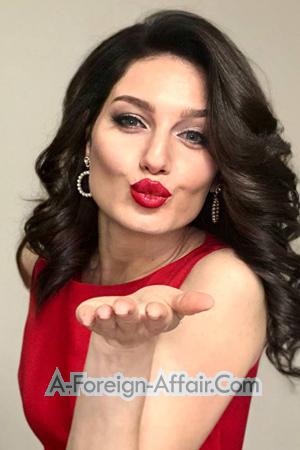 220710 - Olena Age: 39 - Ukraine