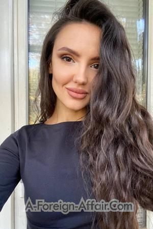 221290 - Yuliia Age: 27 - Ukraine