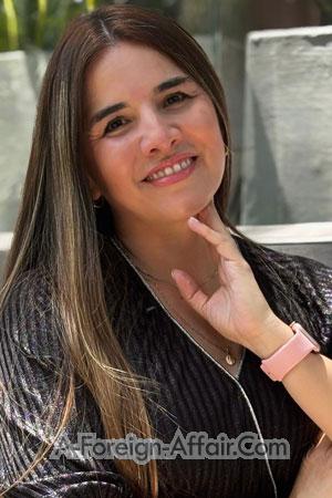 223829 - Liliana Age: 48 - Colombia