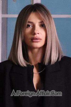 224208 - Alla Age: 31 - Ukraine