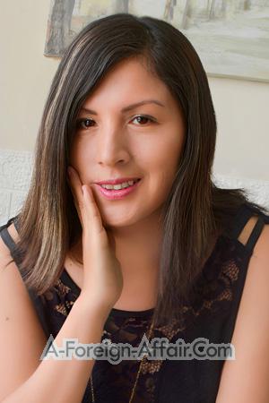 225120 - Lady Age: 37 - Peru