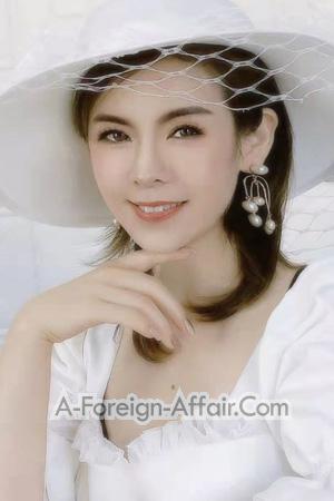 Ladies of Shenzhen